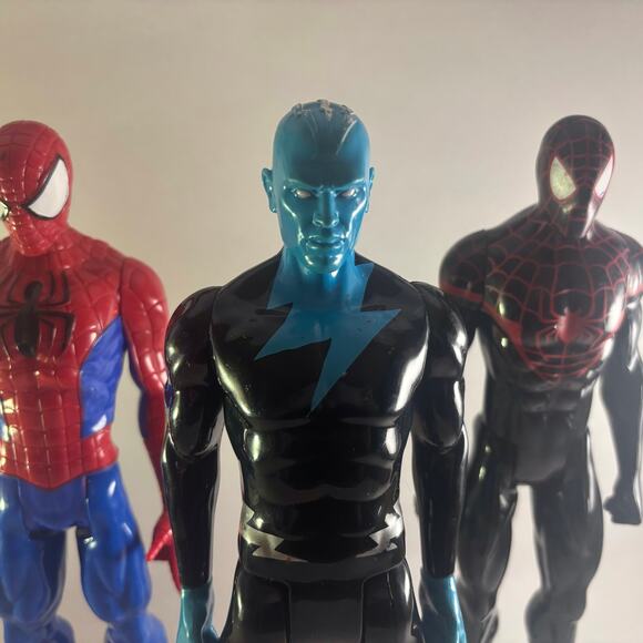 Marvel Titan Spider-Man and Electro 12" Action Figures 2013/2014 Lot of 3 - Picture 2 of 5